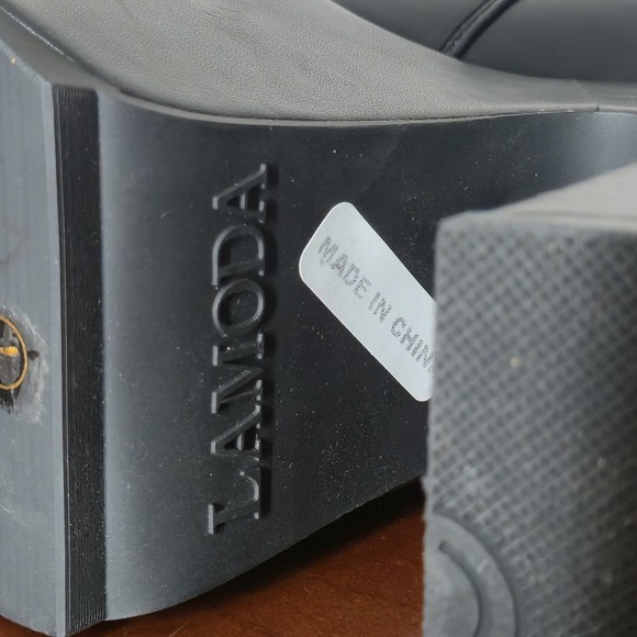 Women's LAMODA Doll Black Platform Slip-on Calf Boots Size 7 Gothic Alternative - Picture 6 of 9